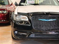 کرایسلەر 300
